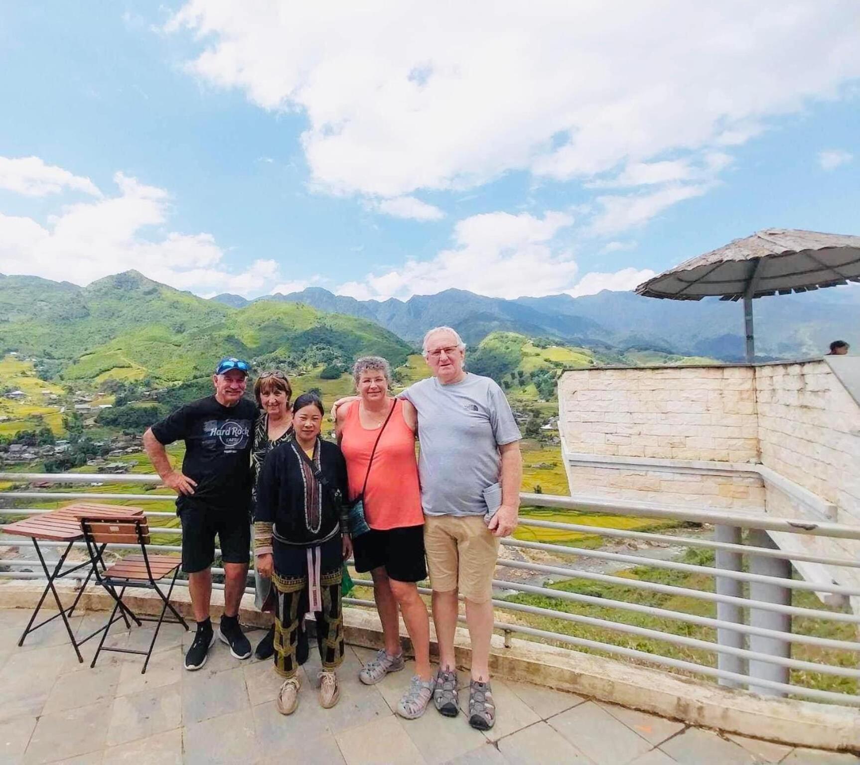 Nini Homestay Sapa Exterior foto